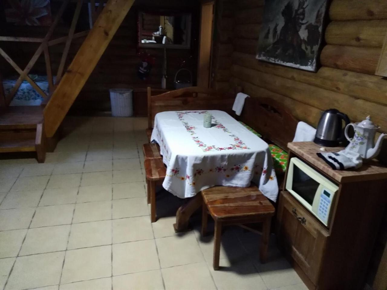 Eco Dom V Lesu Guest House Bila Krynytsia Bagian luar foto